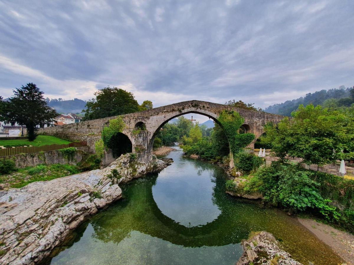 La Estancia De Cangas - Amplio Piso Con Garaje Onís Zewnętrze zdjęcie